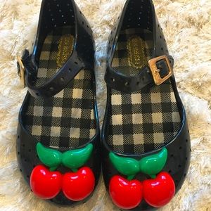 EUC Mini Melissa Cherry Shoes Size 8